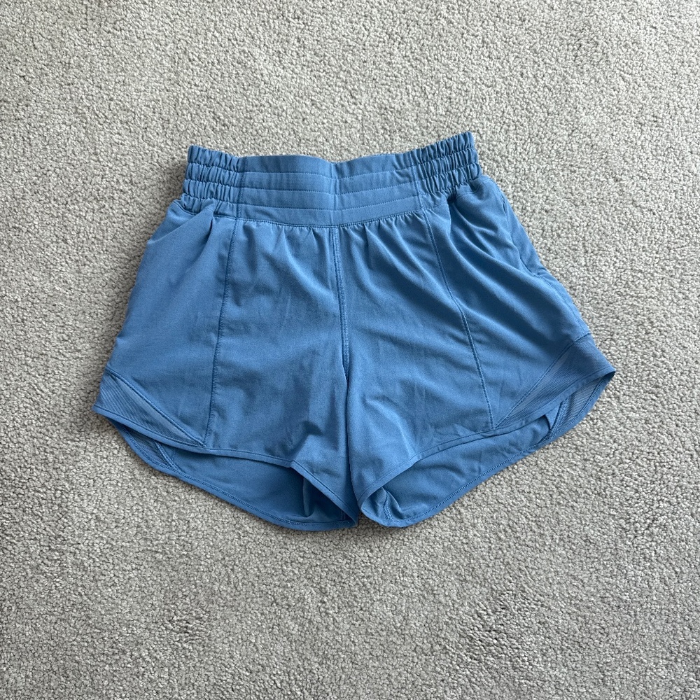 Lululemon Oasis Blue Hotty Hot Shorts Size 2